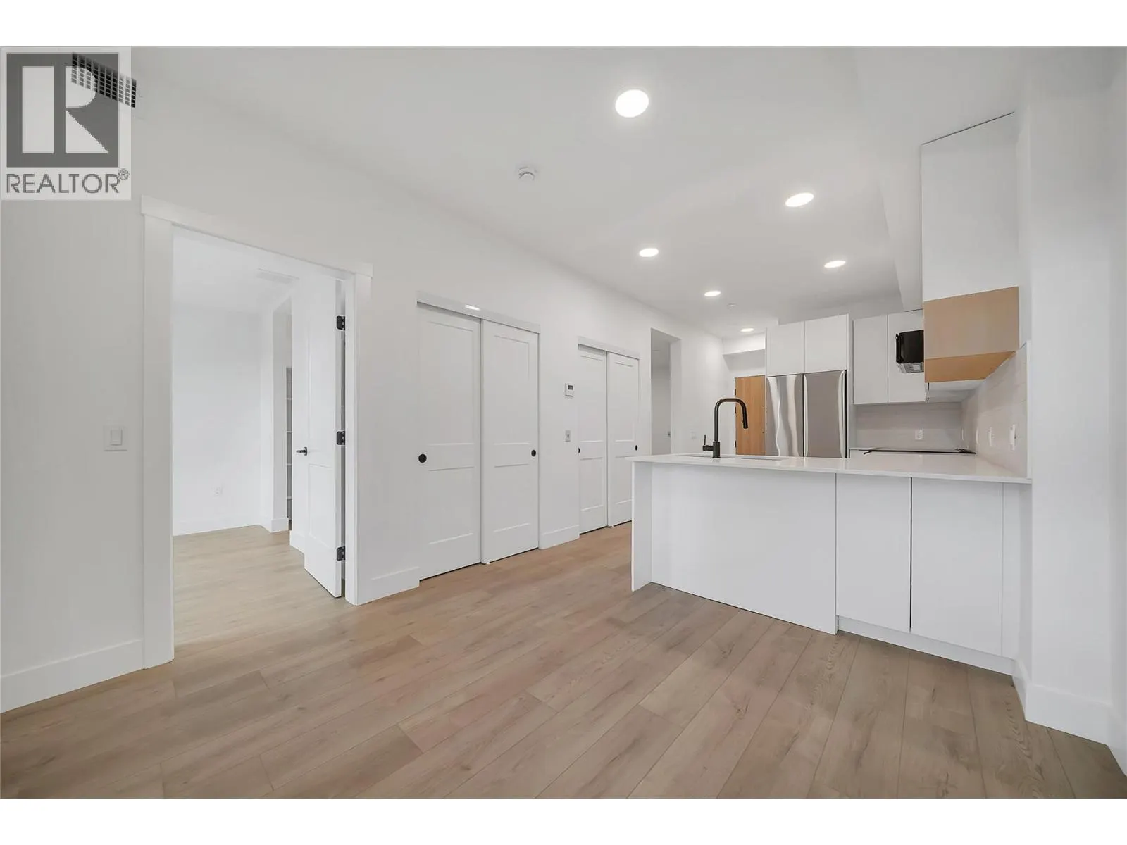 620 Coronation Avenue Unit# 502