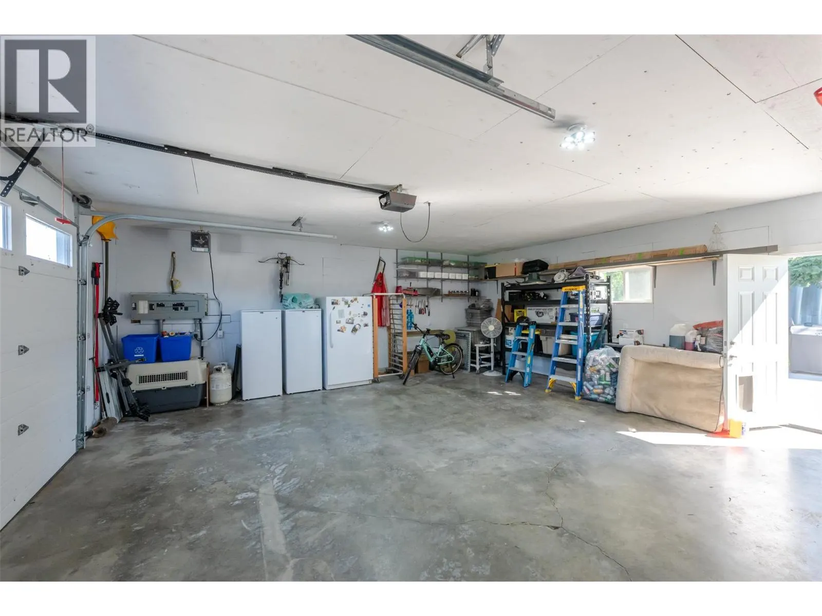 4129 McLean Creek Road