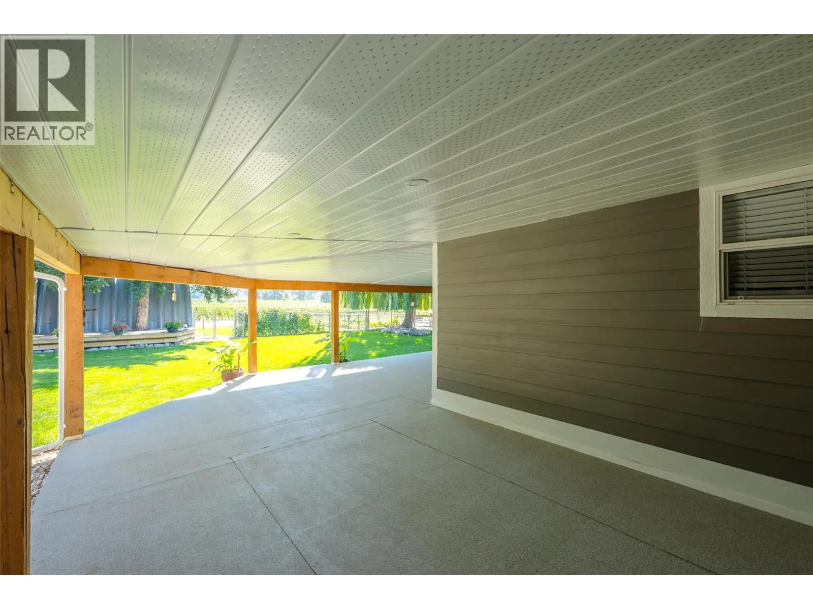 4129 McLean Creek Road