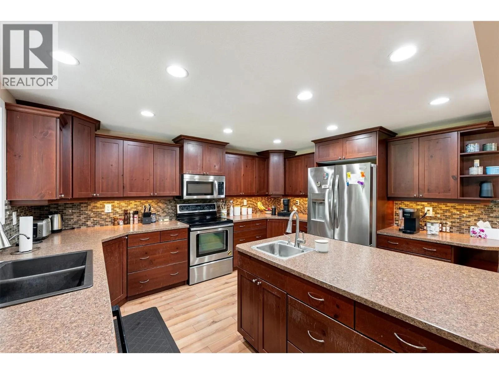 4129 McLean Creek Road