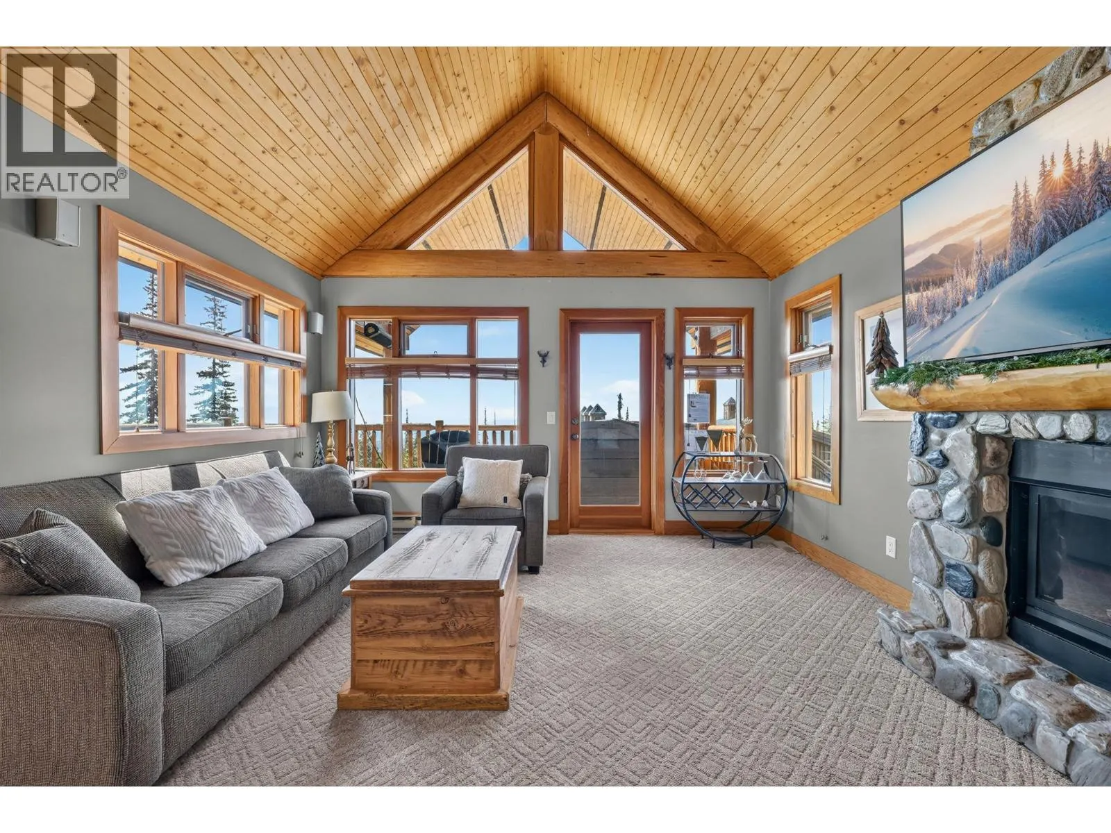 200 Moonshine Crescent Unit# 11