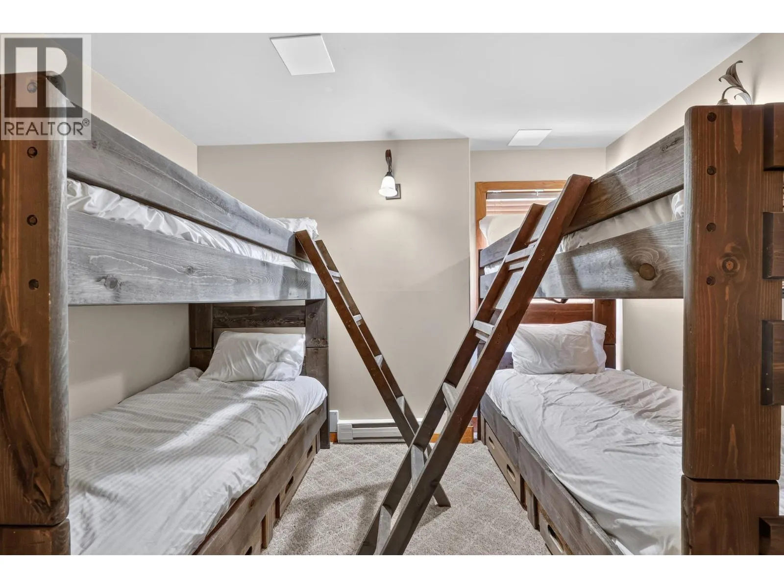 200 Moonshine Crescent Unit# 11