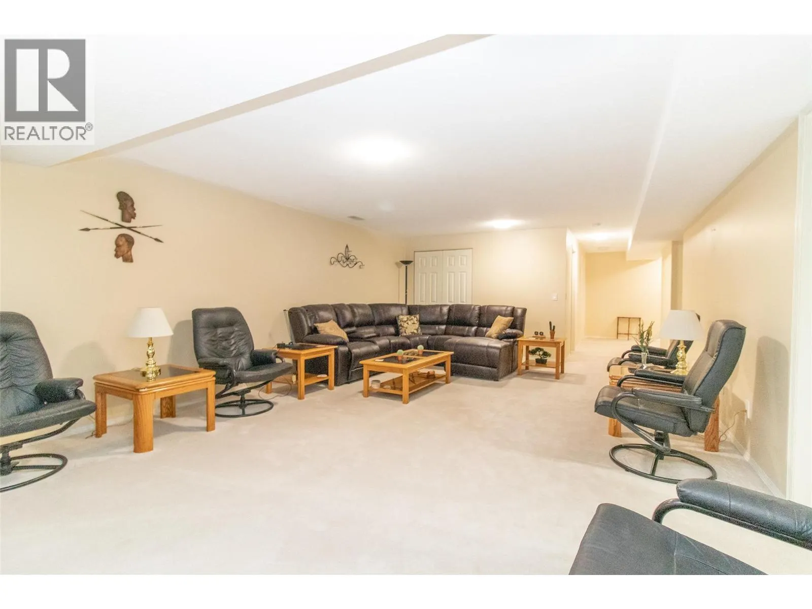 1885 Parkview Crescent Unit# 112