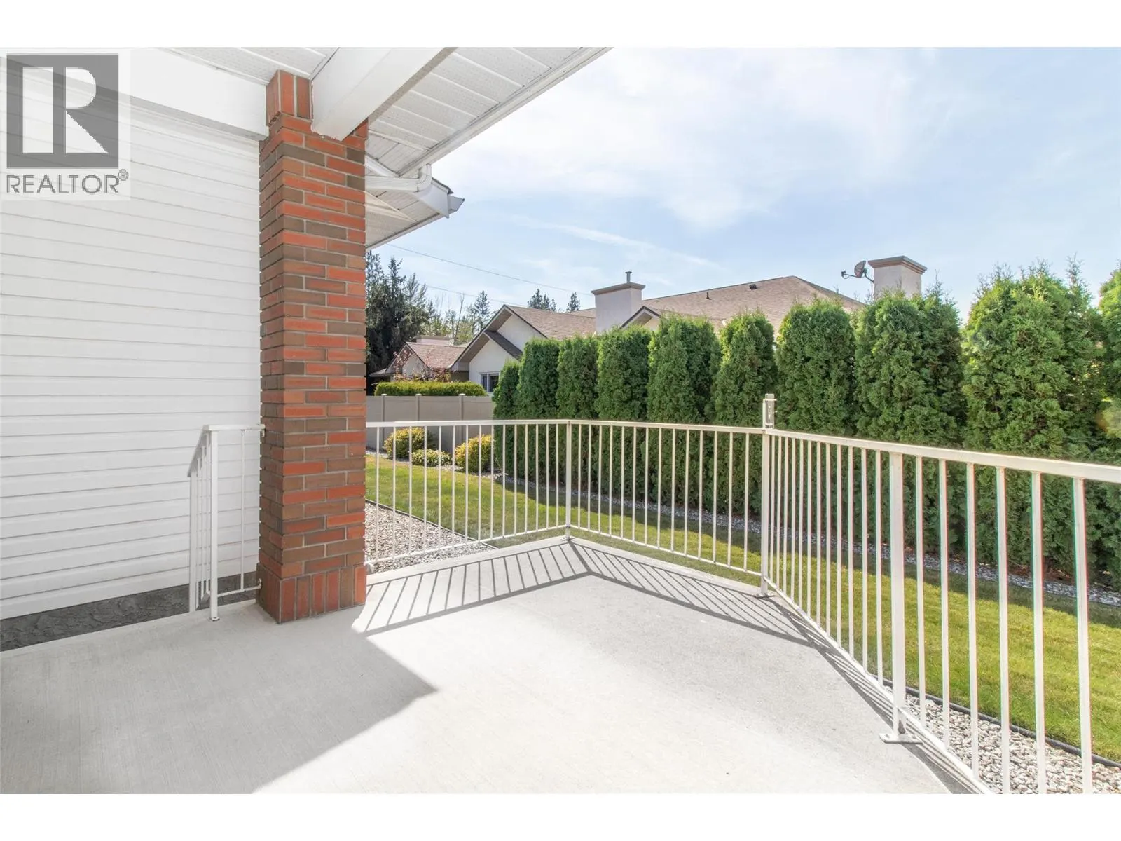 1885 Parkview Crescent Unit# 112