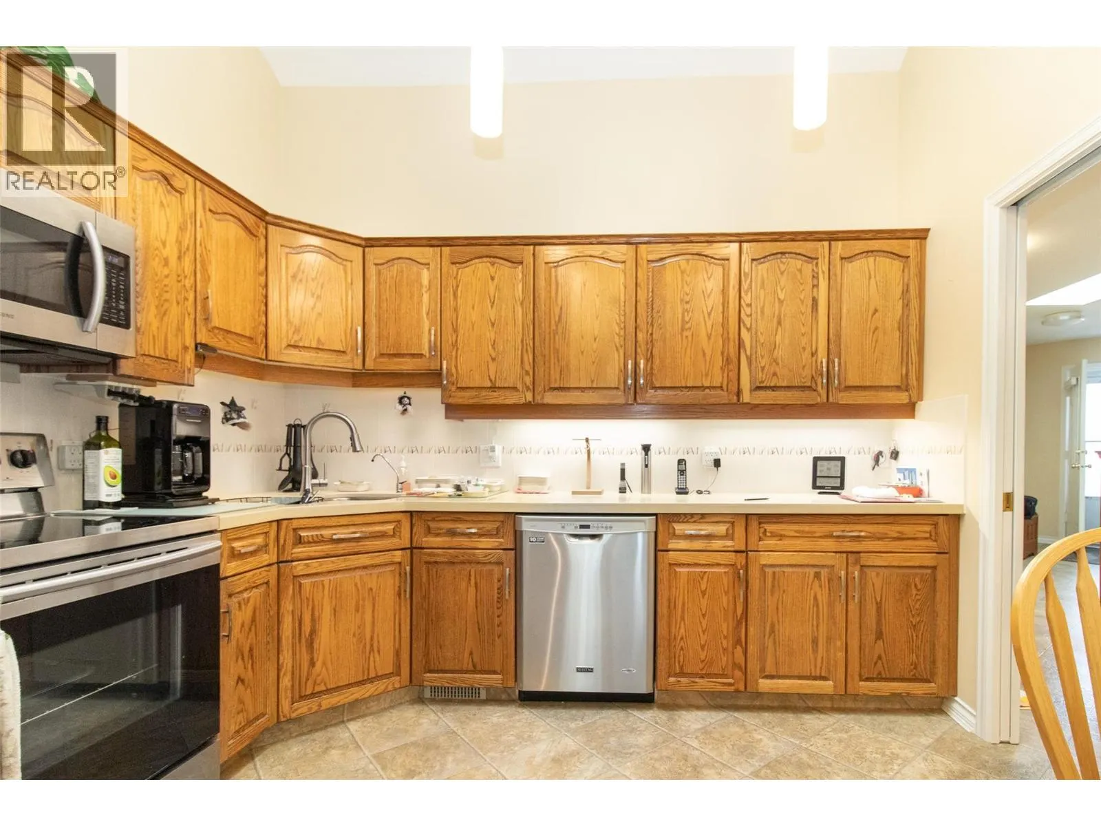 1885 Parkview Crescent Unit# 112