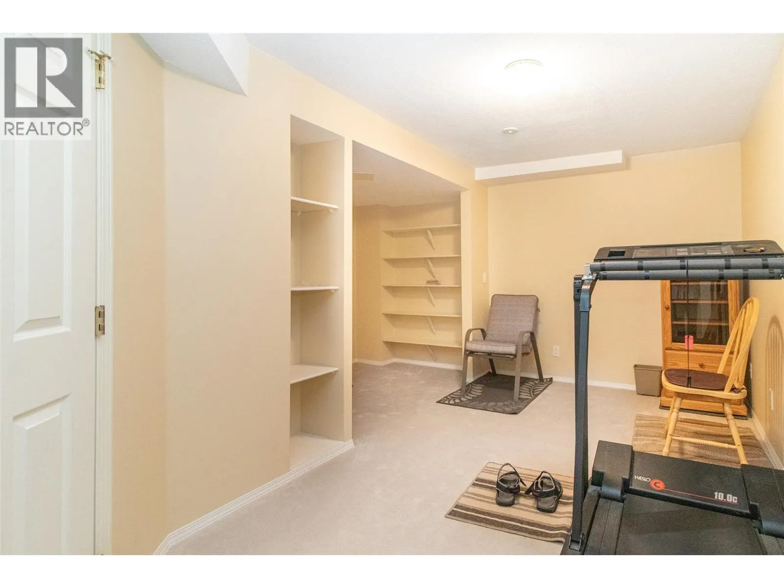1885 Parkview Crescent Unit# 112