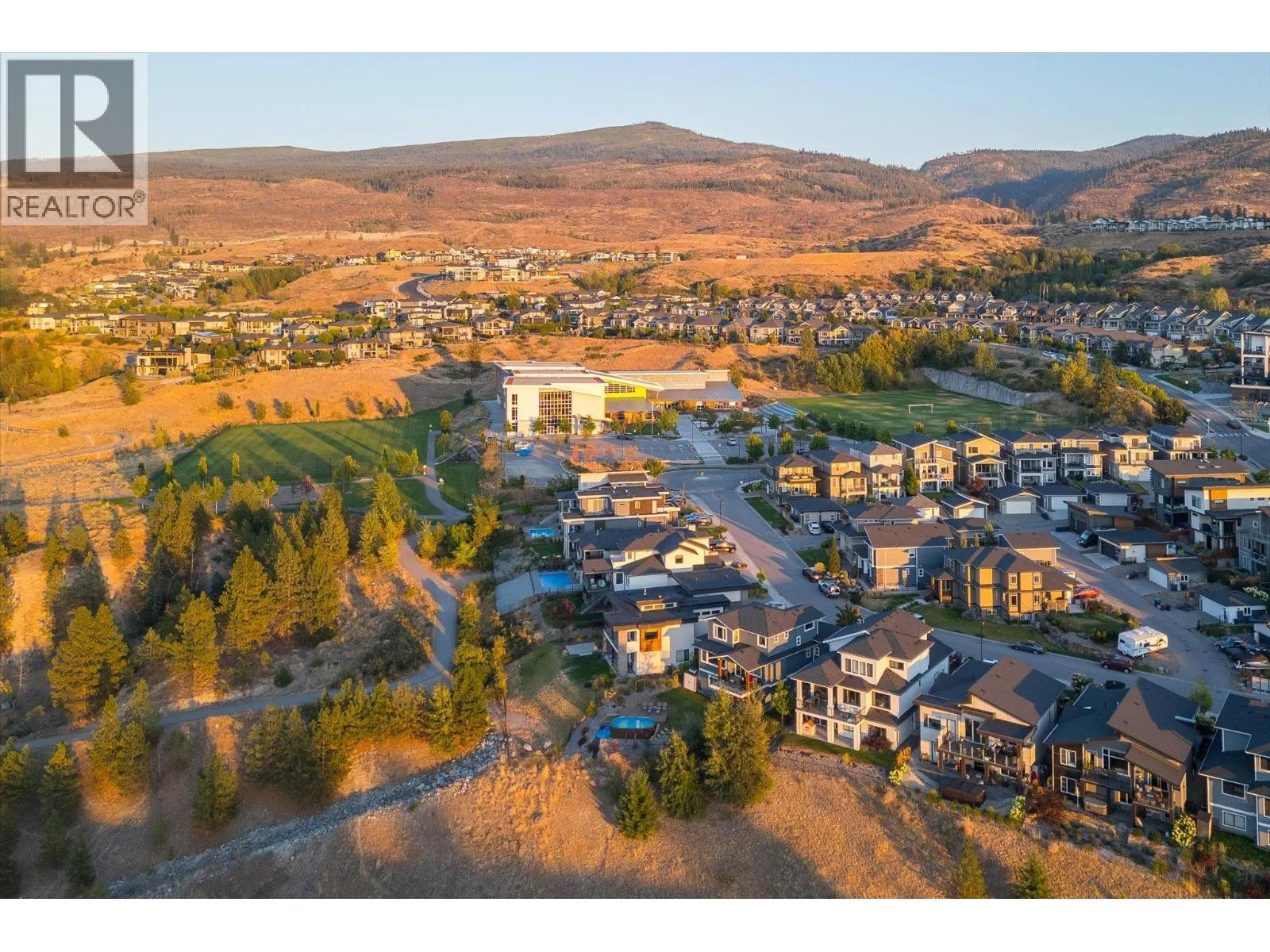 1160 Goldfinch Place
