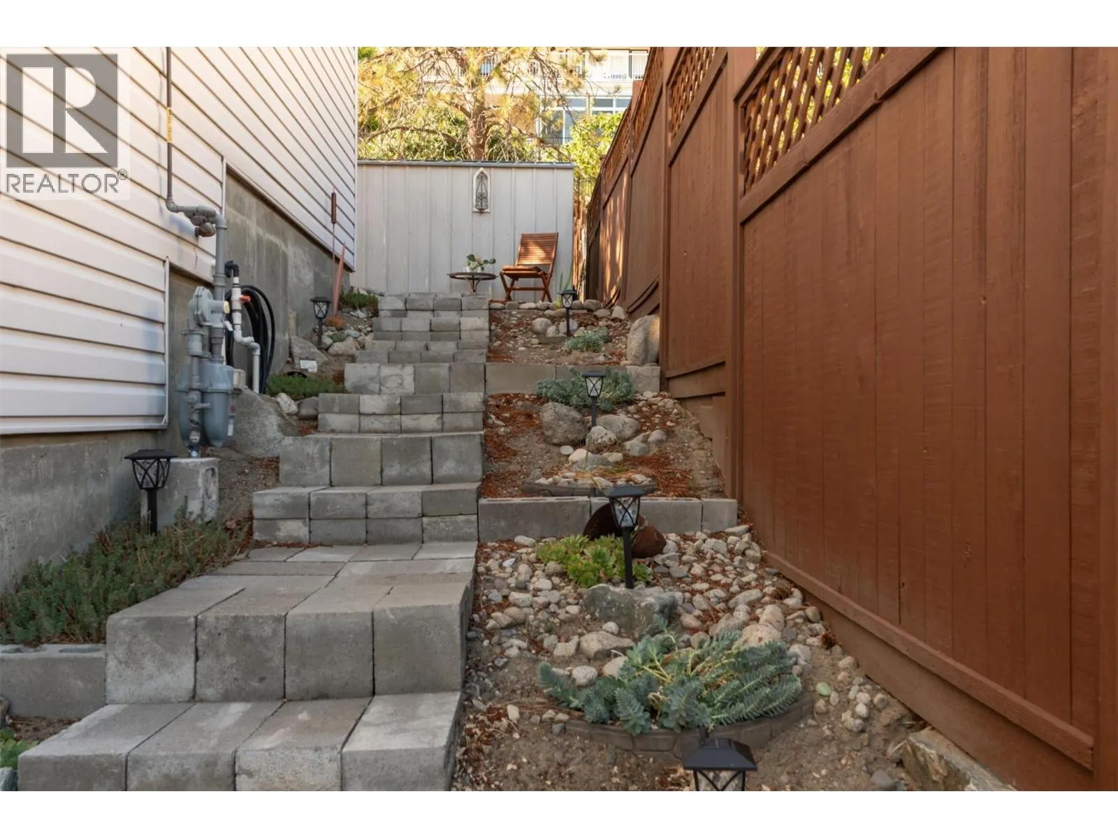 5284 Clarence Road