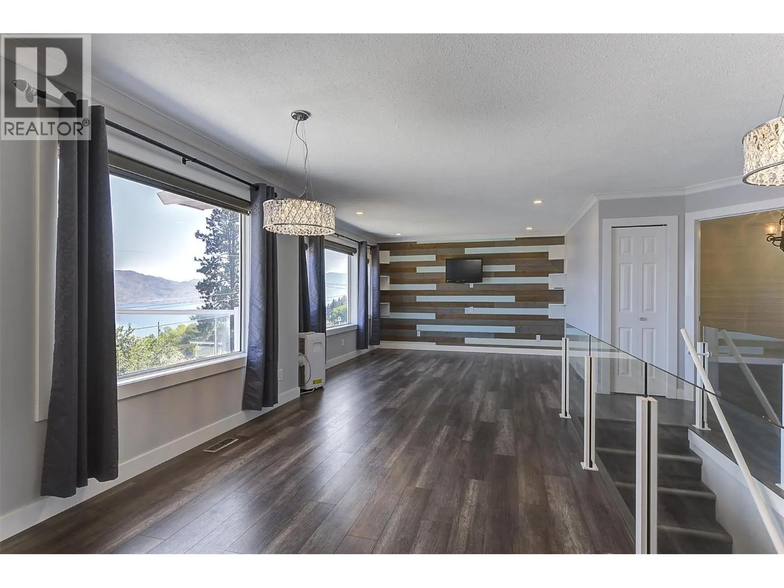 5284 Clarence Road