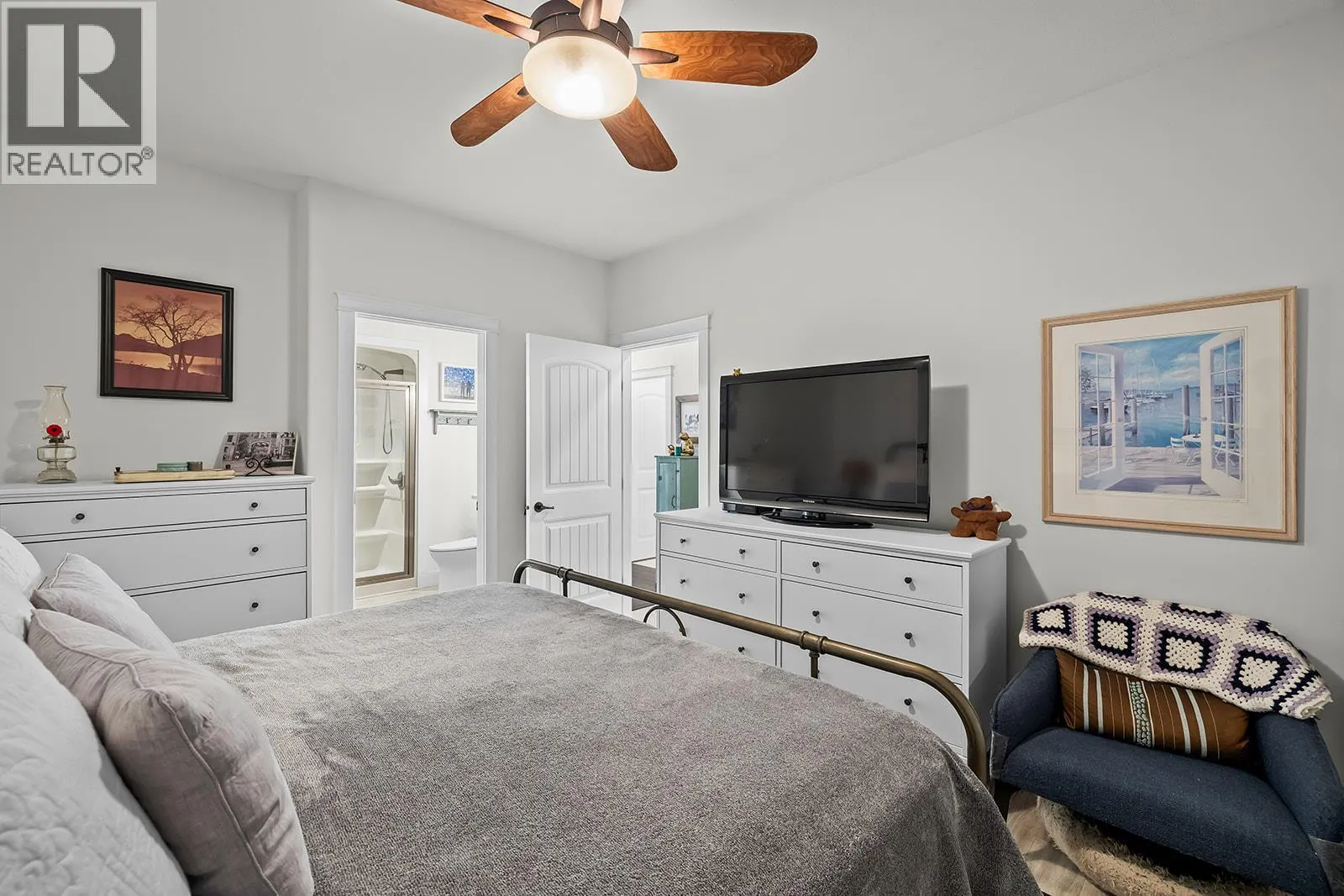 4350 Ponderosa Drive Unit# 105