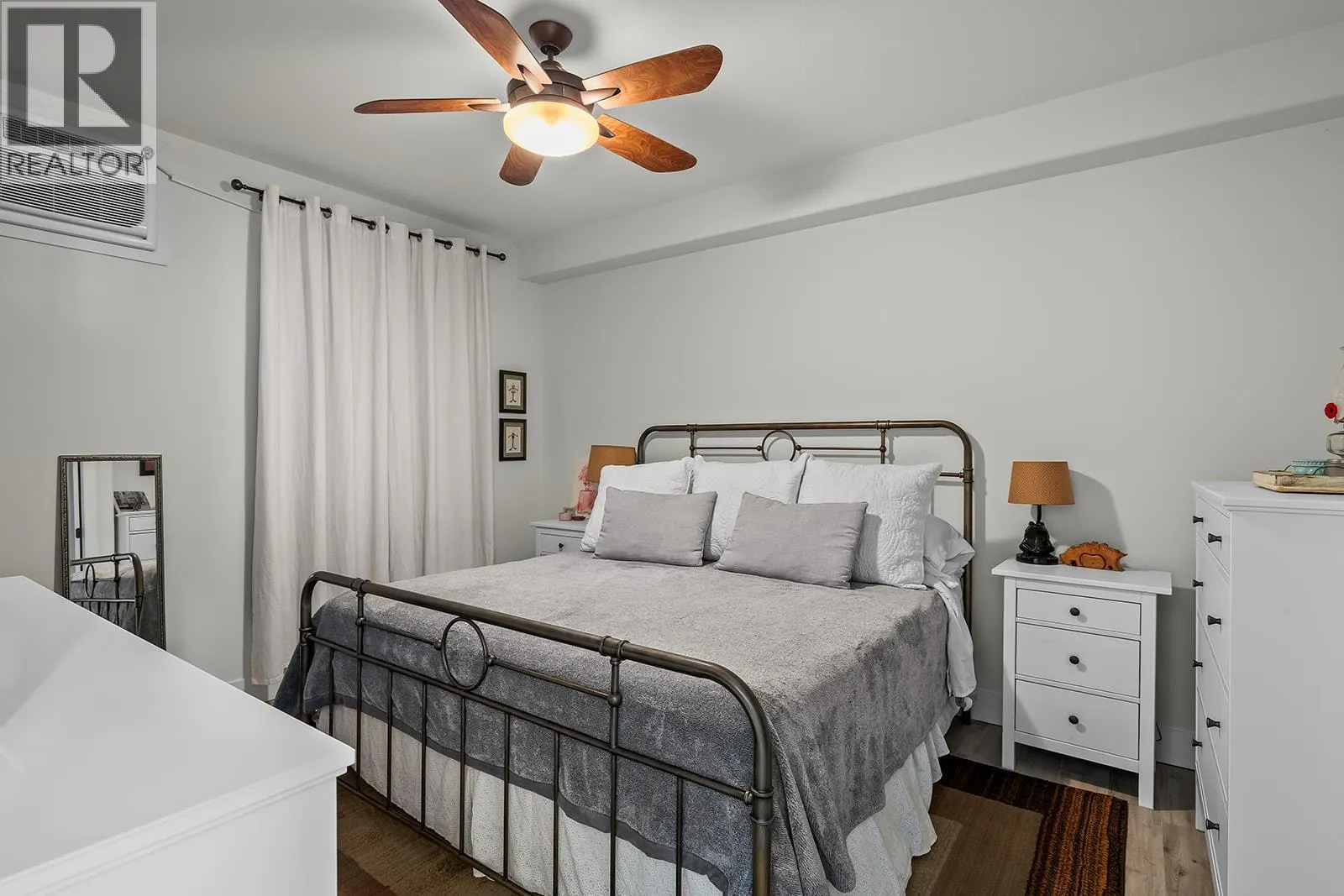 4350 Ponderosa Drive Unit# 105