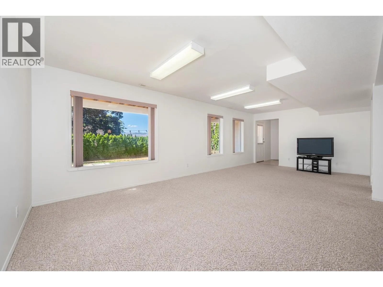 3912 Cascade Drive