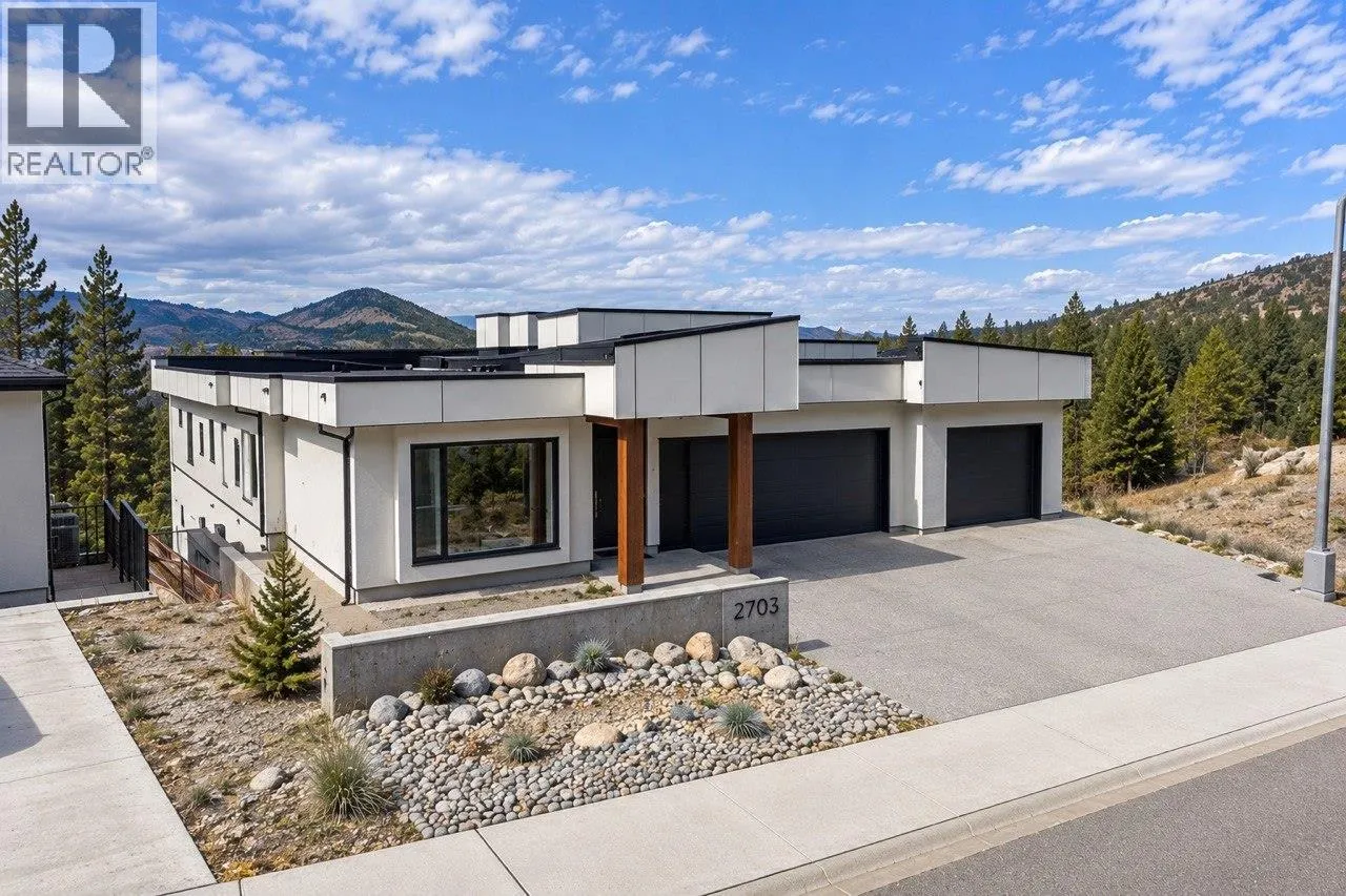 2703 HAWTHORN Drive