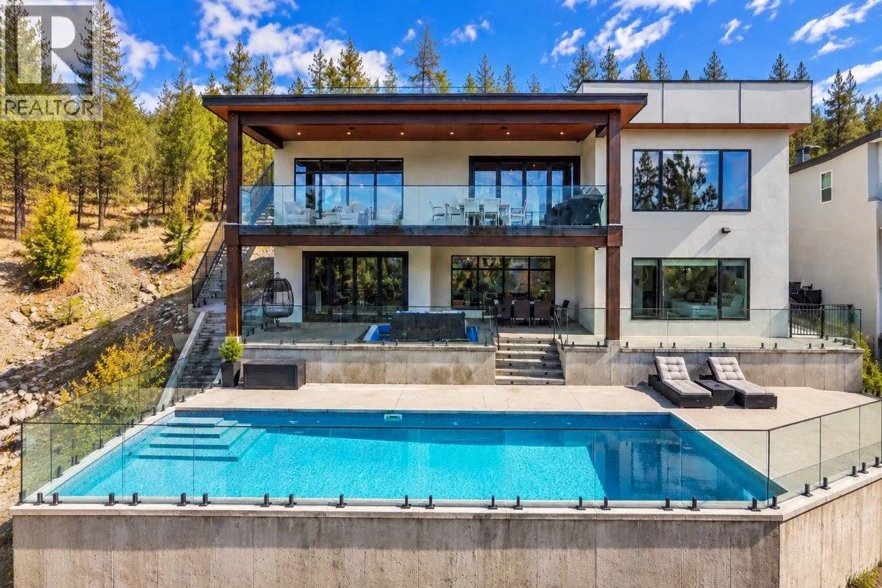 2703 HAWTHORN Drive