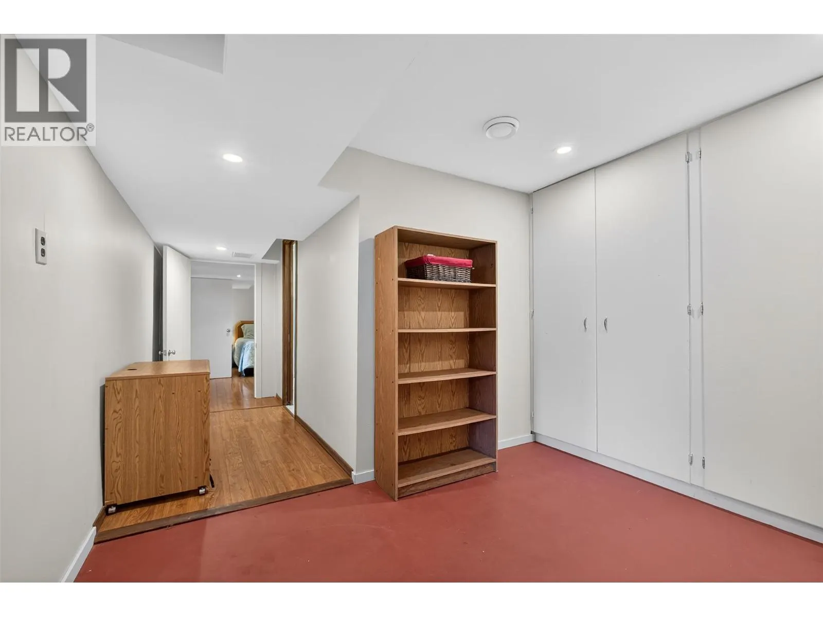 13006 Bristow Road