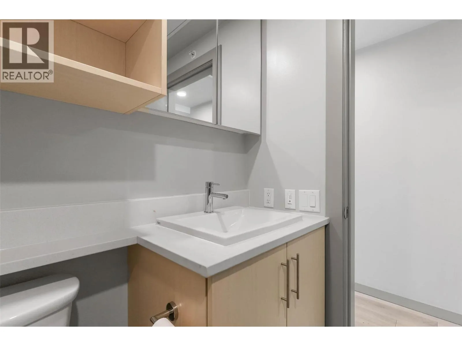345 Dougall Road N Unit# PH8