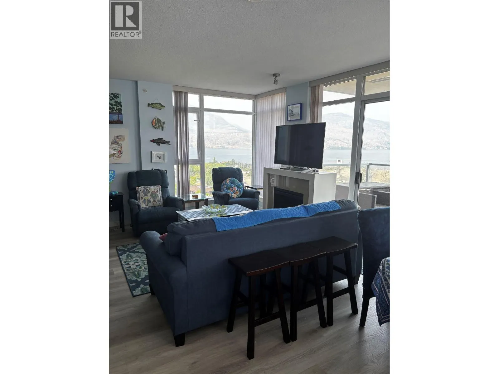 1075 Sunset Drive Unit# 1503