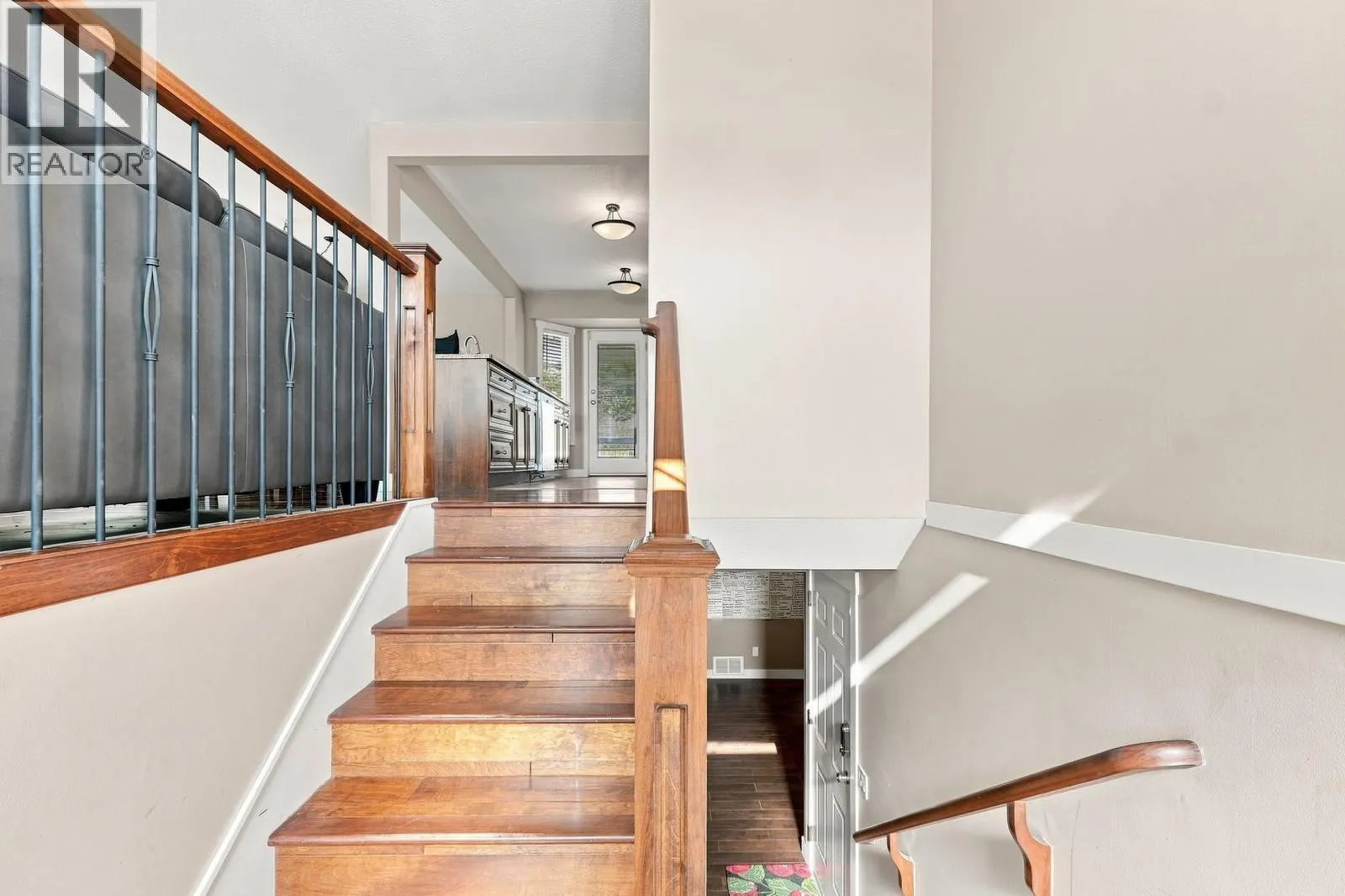 464 Glen Pine Court