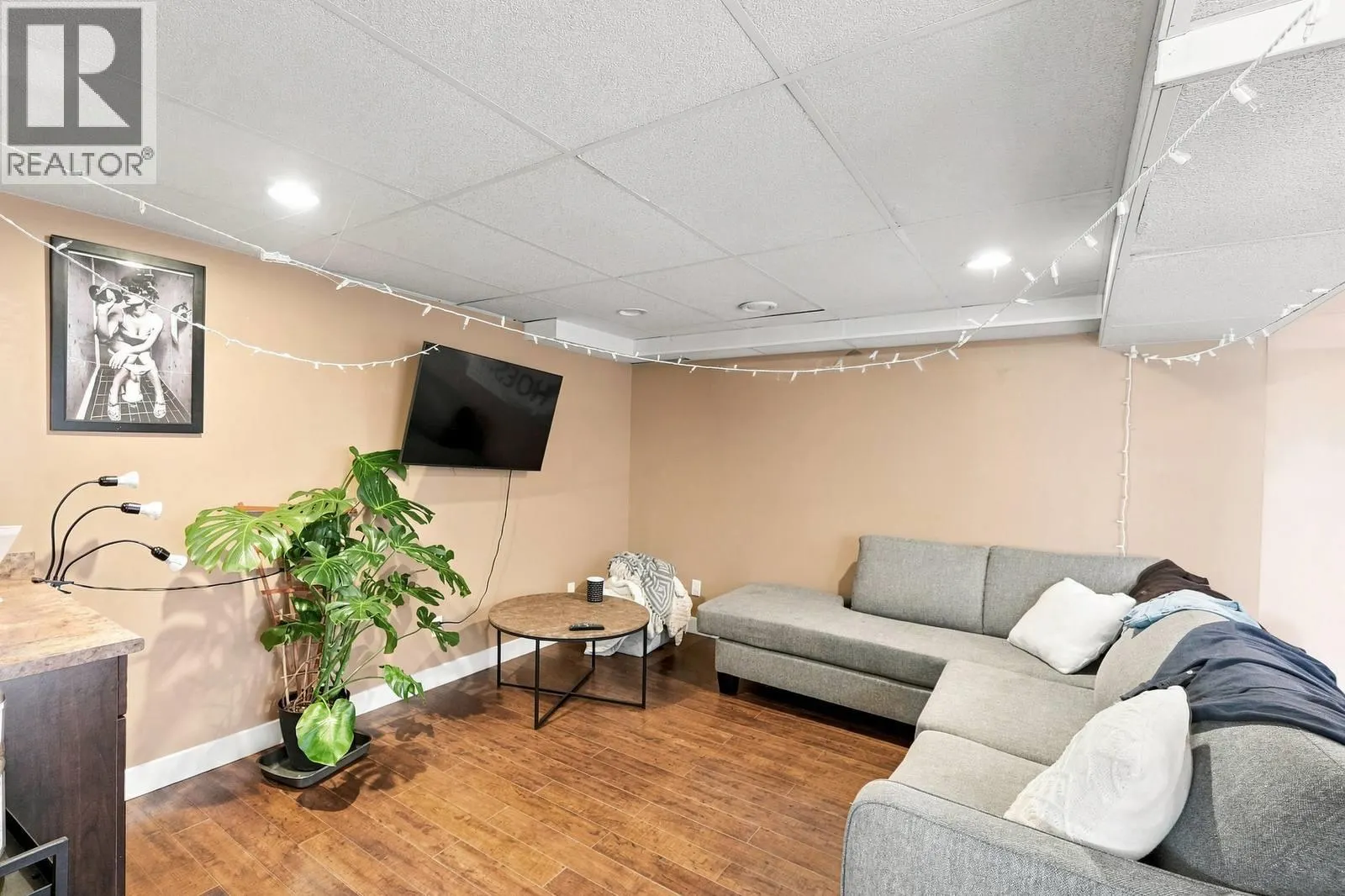 464 Glen Pine Court