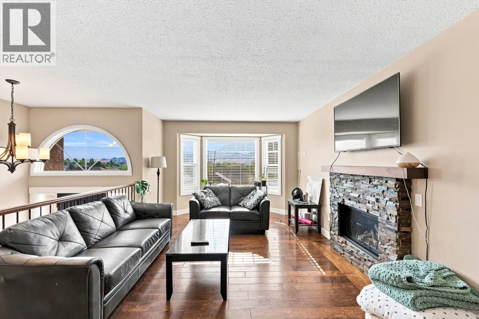 464 Glen Pine Court