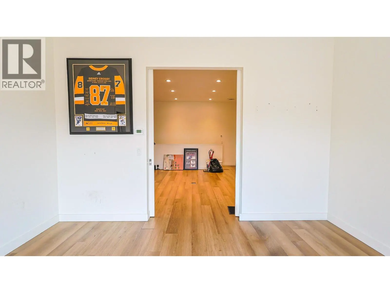 470 Neave Court Unit# 104