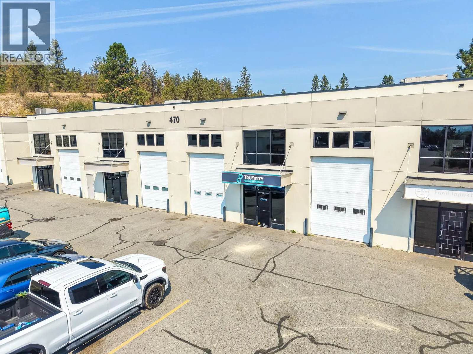 470 Neave Court Unit# 104