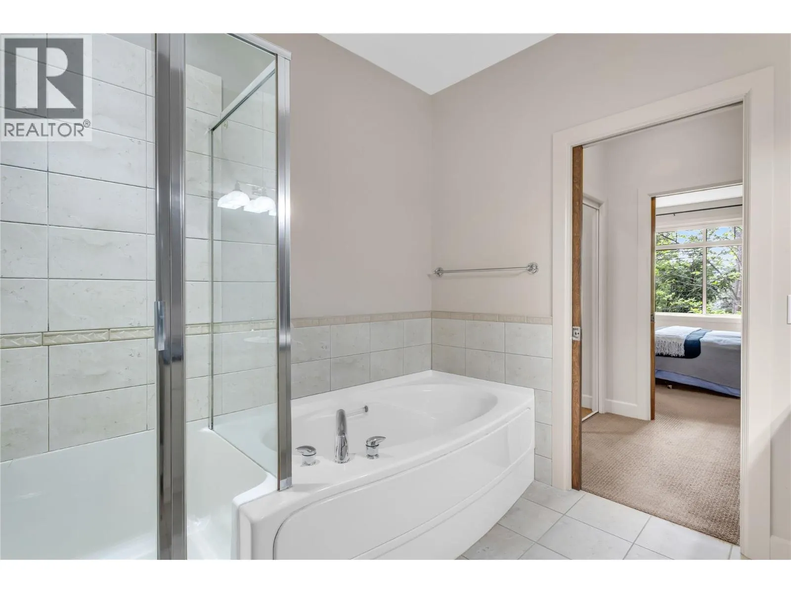 669 Long Ridge Drive Unit# 13