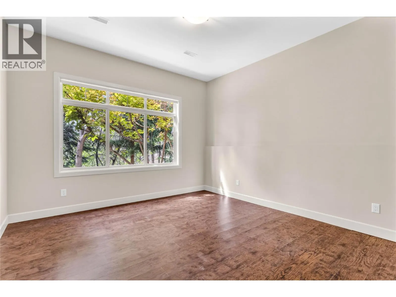 669 Long Ridge Drive Unit# 13