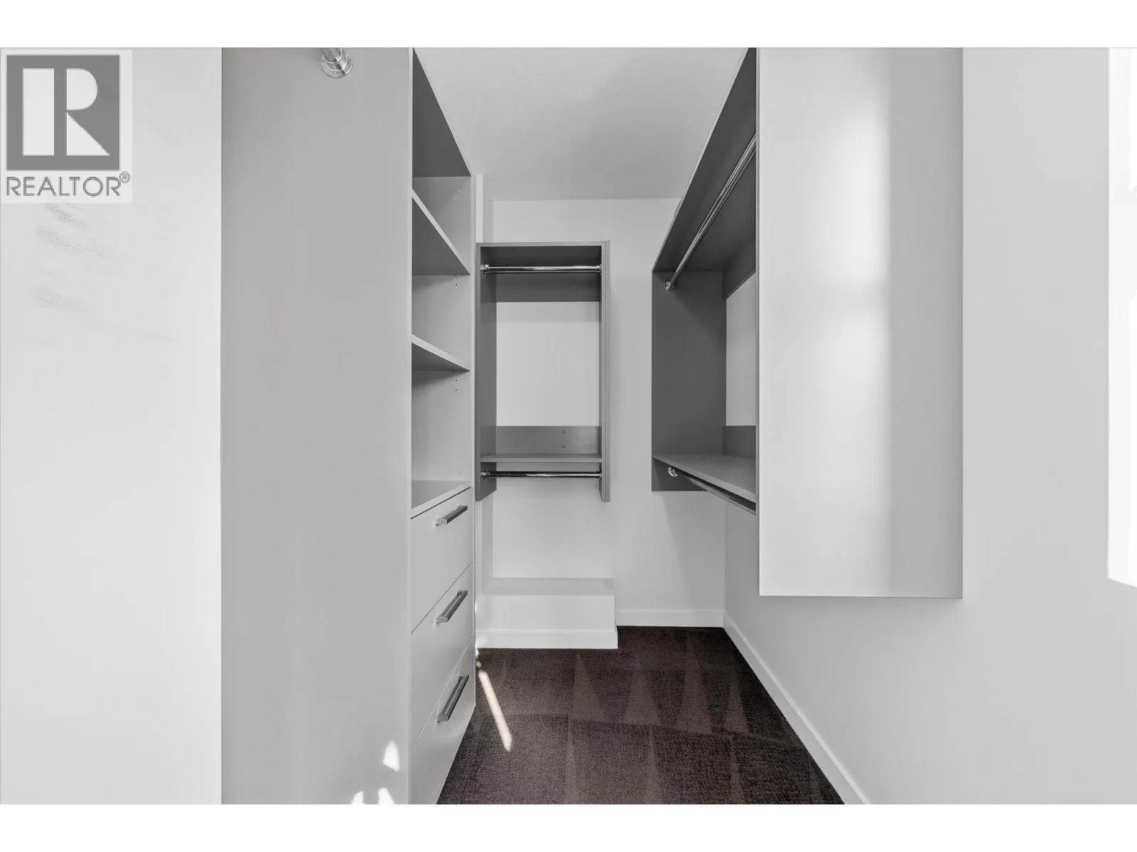 1515 Highland Drive N Unit# 37