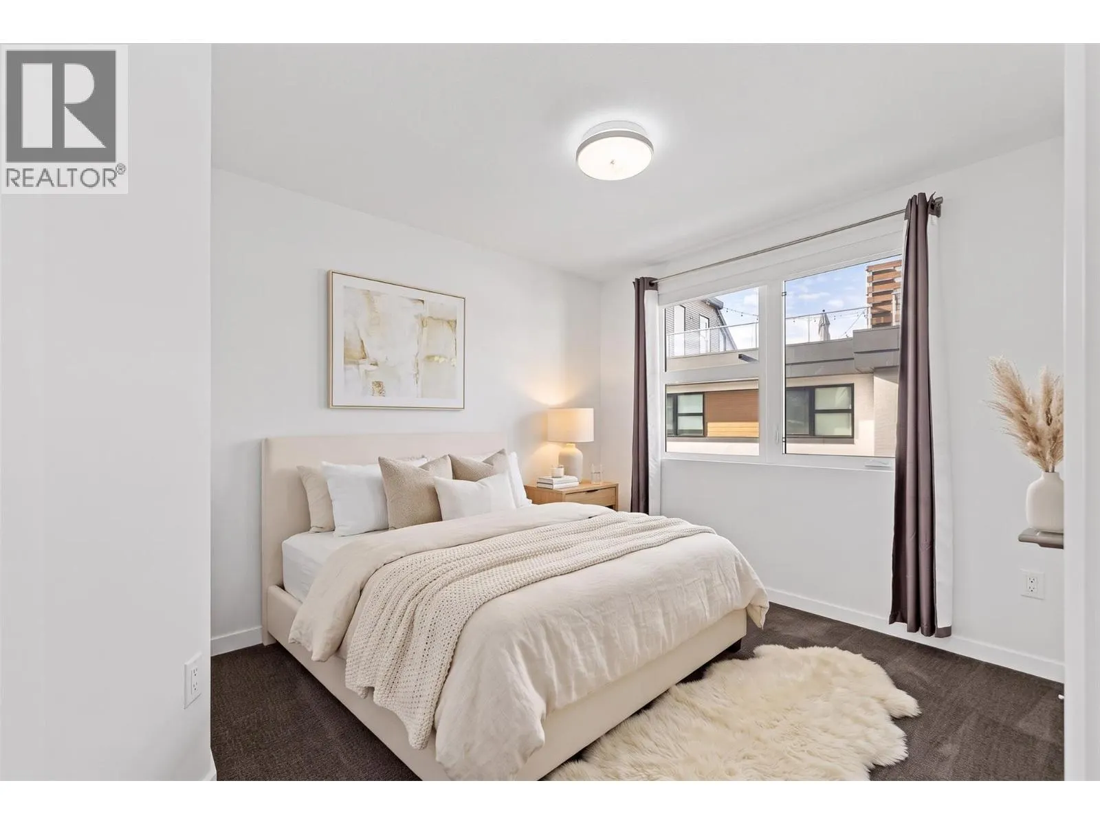 1515 Highland Drive N Unit# 37