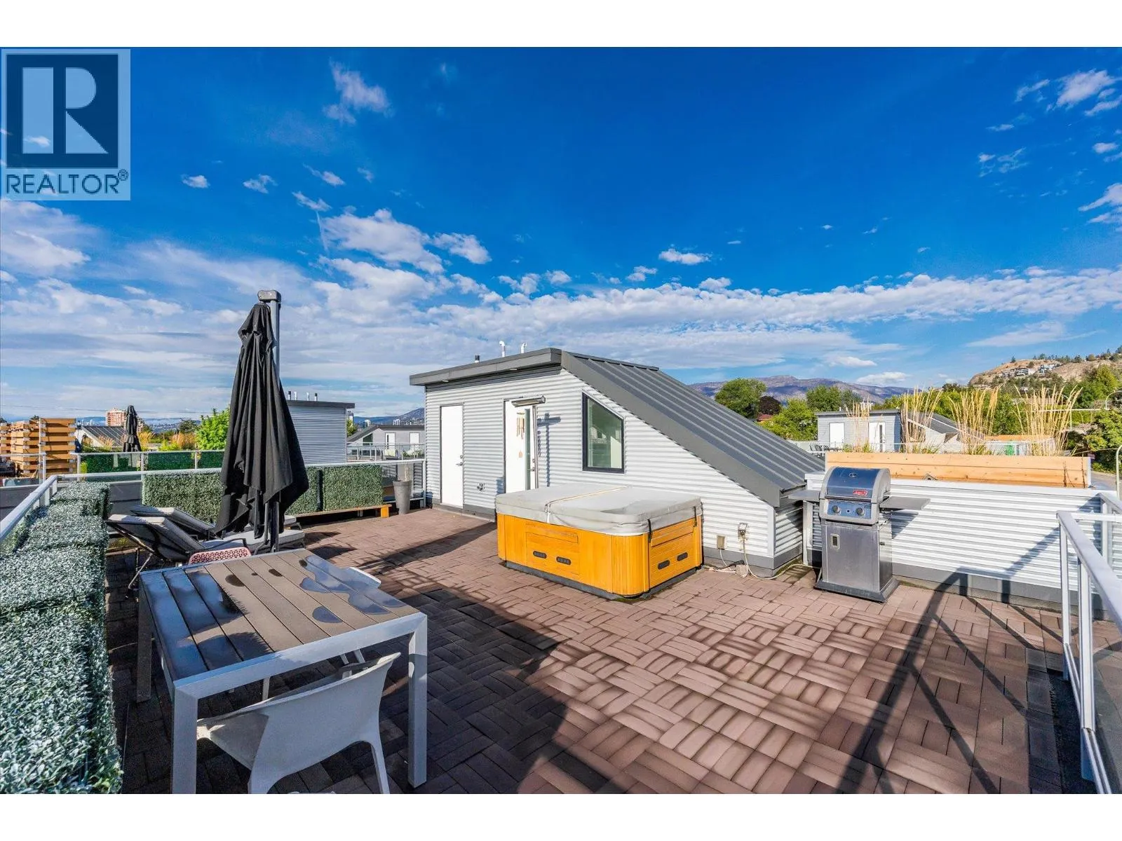 1515 Highland Drive N Unit# 37