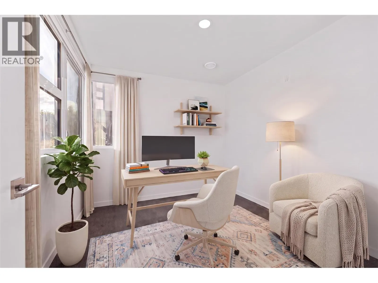 1515 Highland Drive N Unit# 37