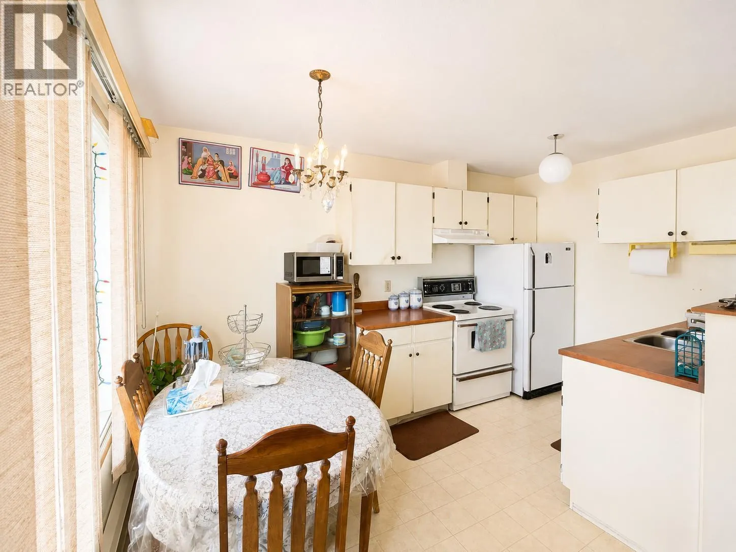5869 Main Street Unit# 4