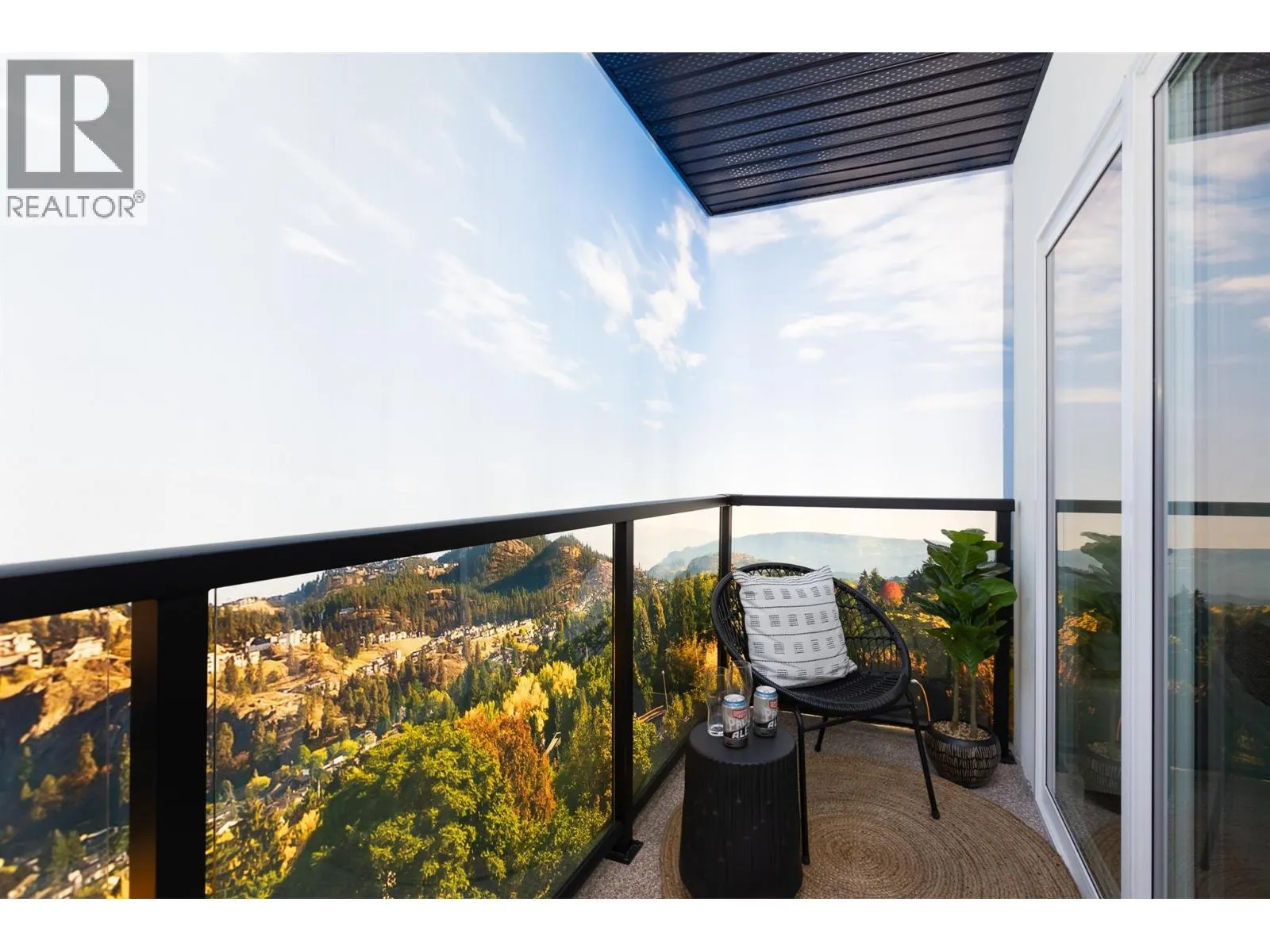 1281 Pridham Avenue Unit# 328 Lot# 84