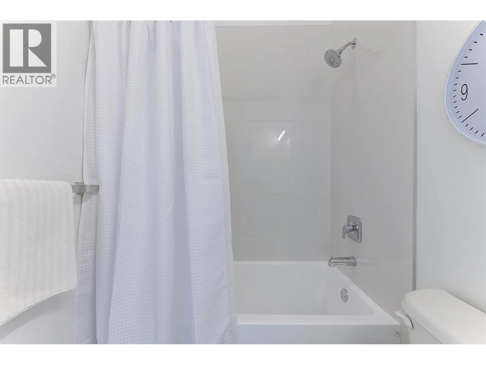 2274 Woodlawn Street Unit# 2