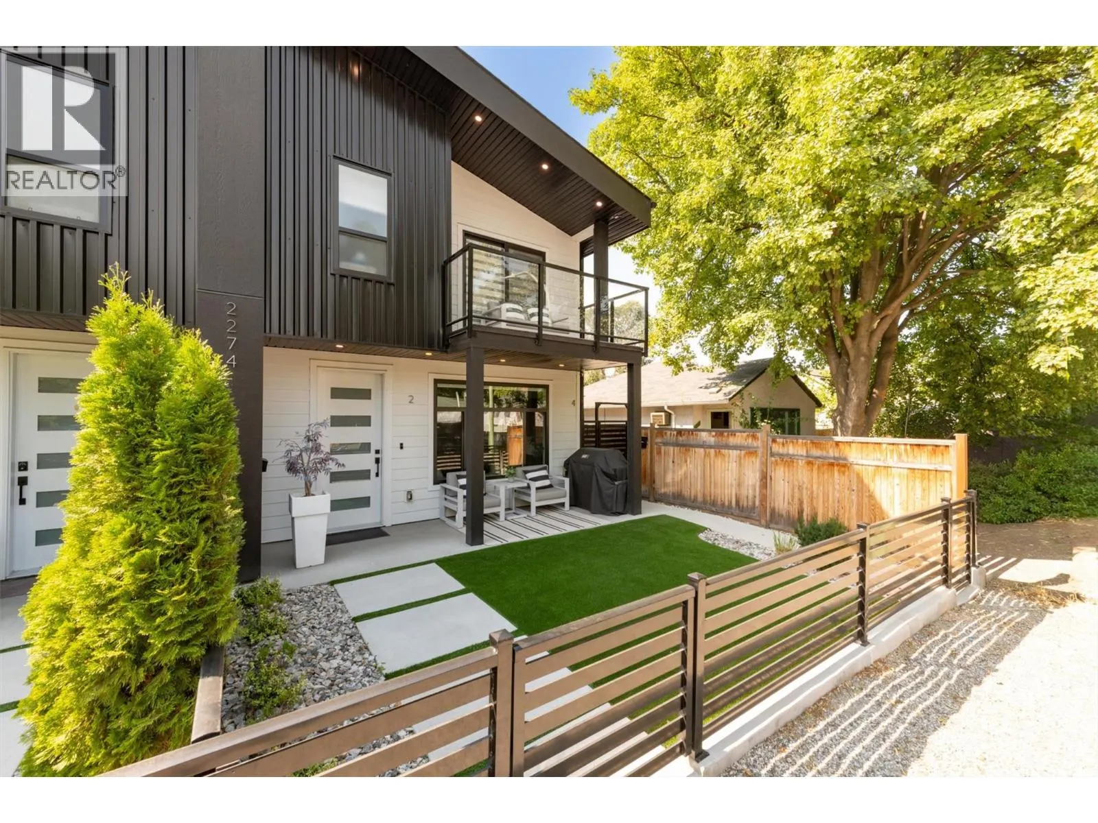 2274 Woodlawn Street Unit# 2