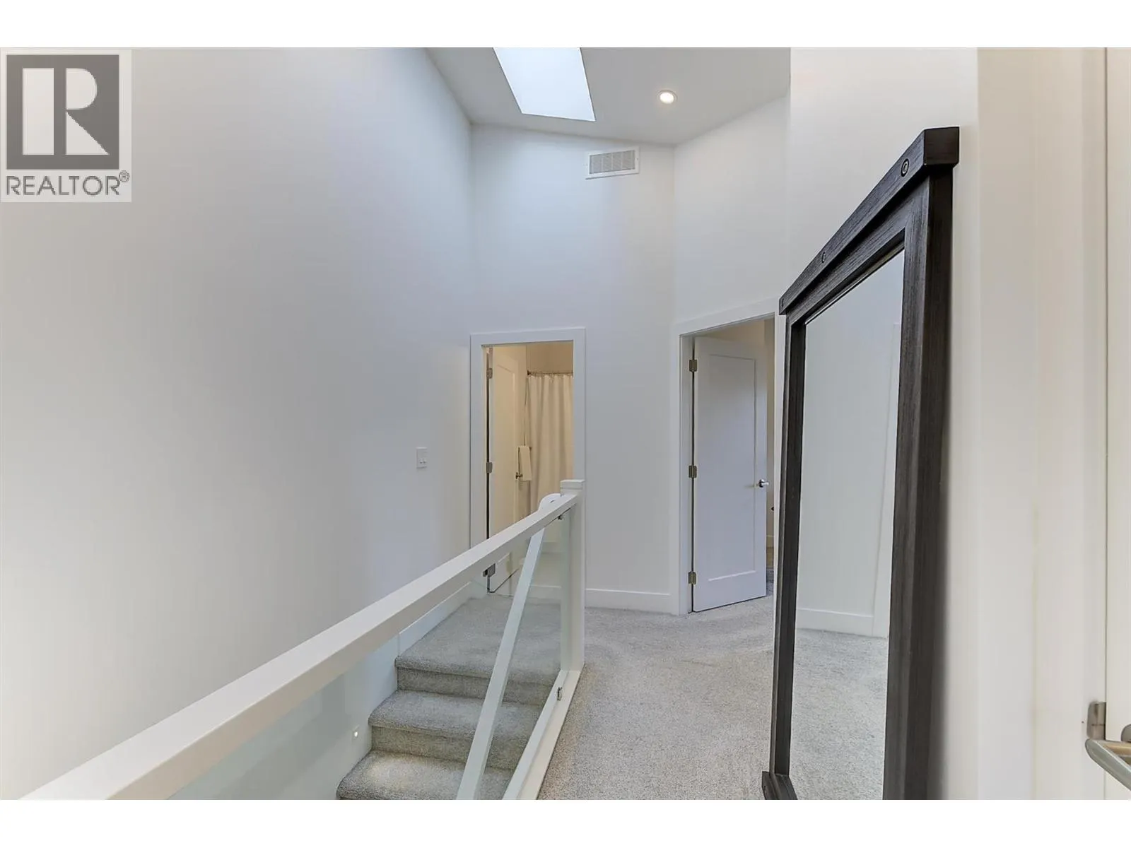 2274 Woodlawn Street Unit# 2