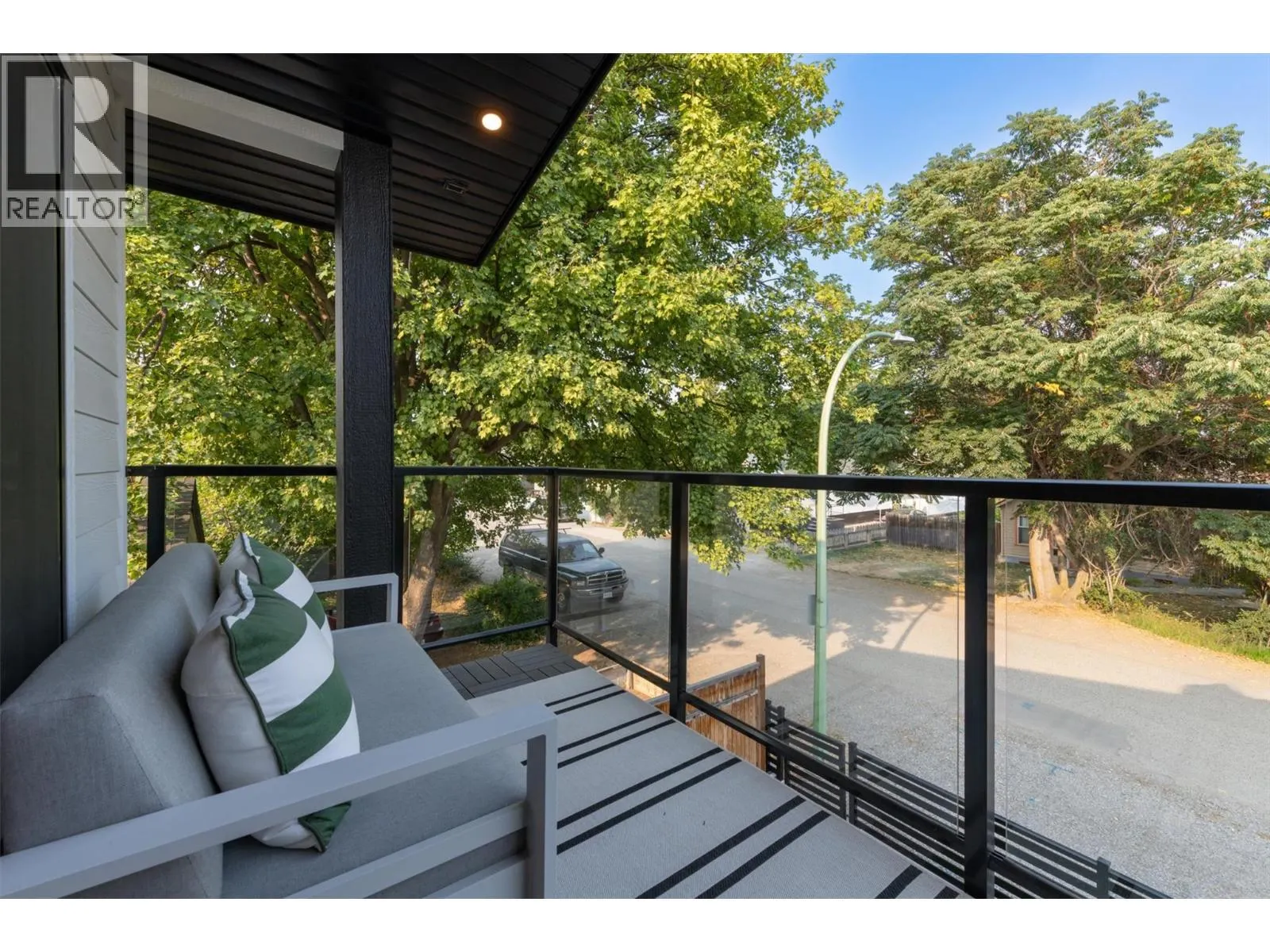2274 Woodlawn Street Unit# 2
