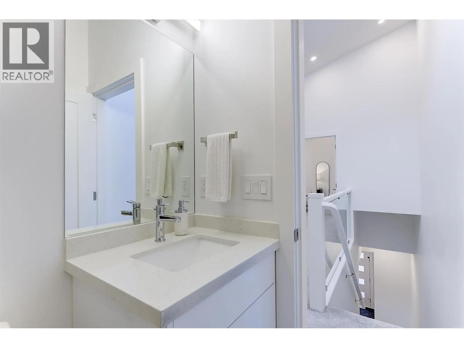 2274 Woodlawn Street Unit# 2