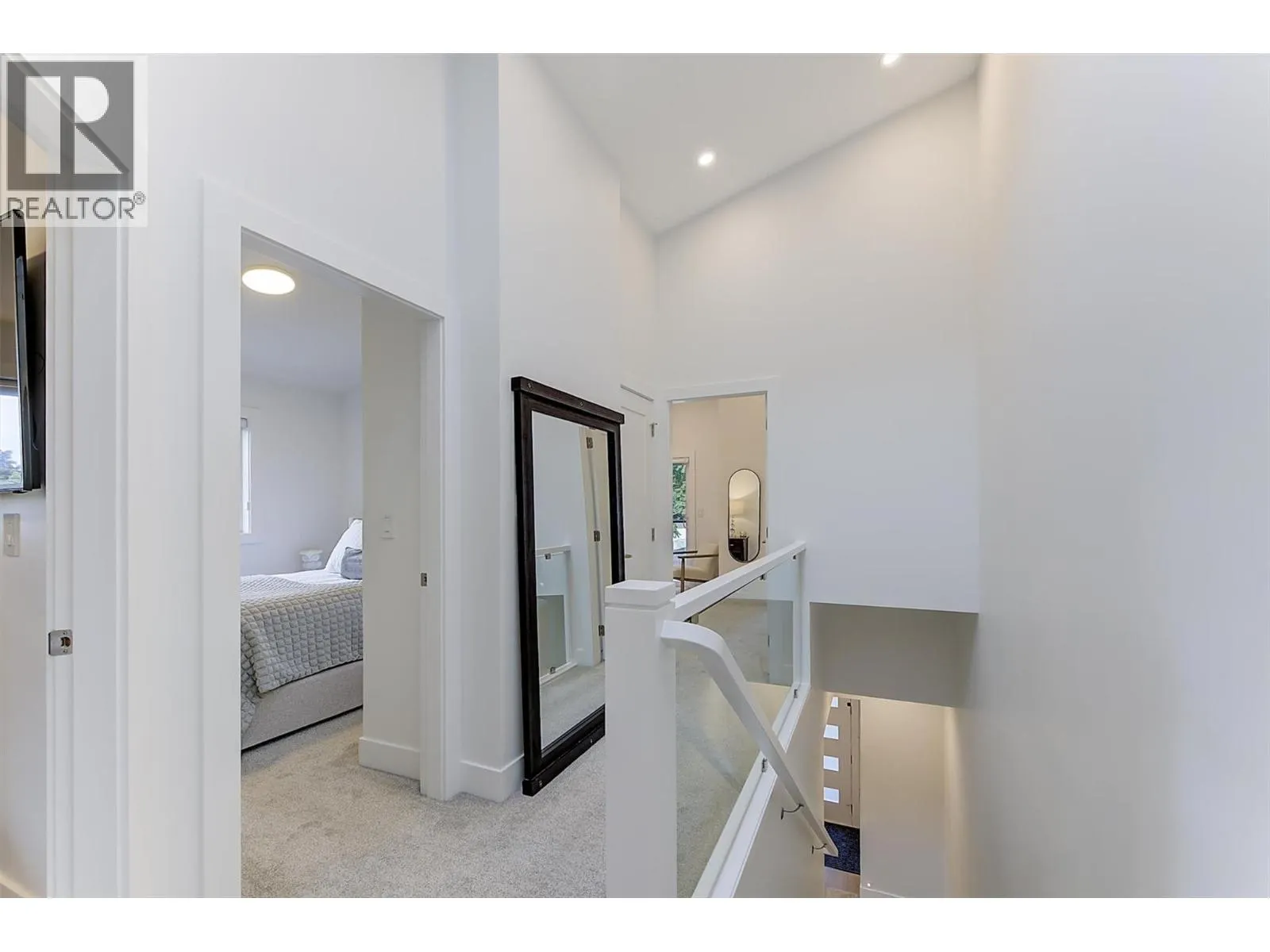2274 Woodlawn Street Unit# 2