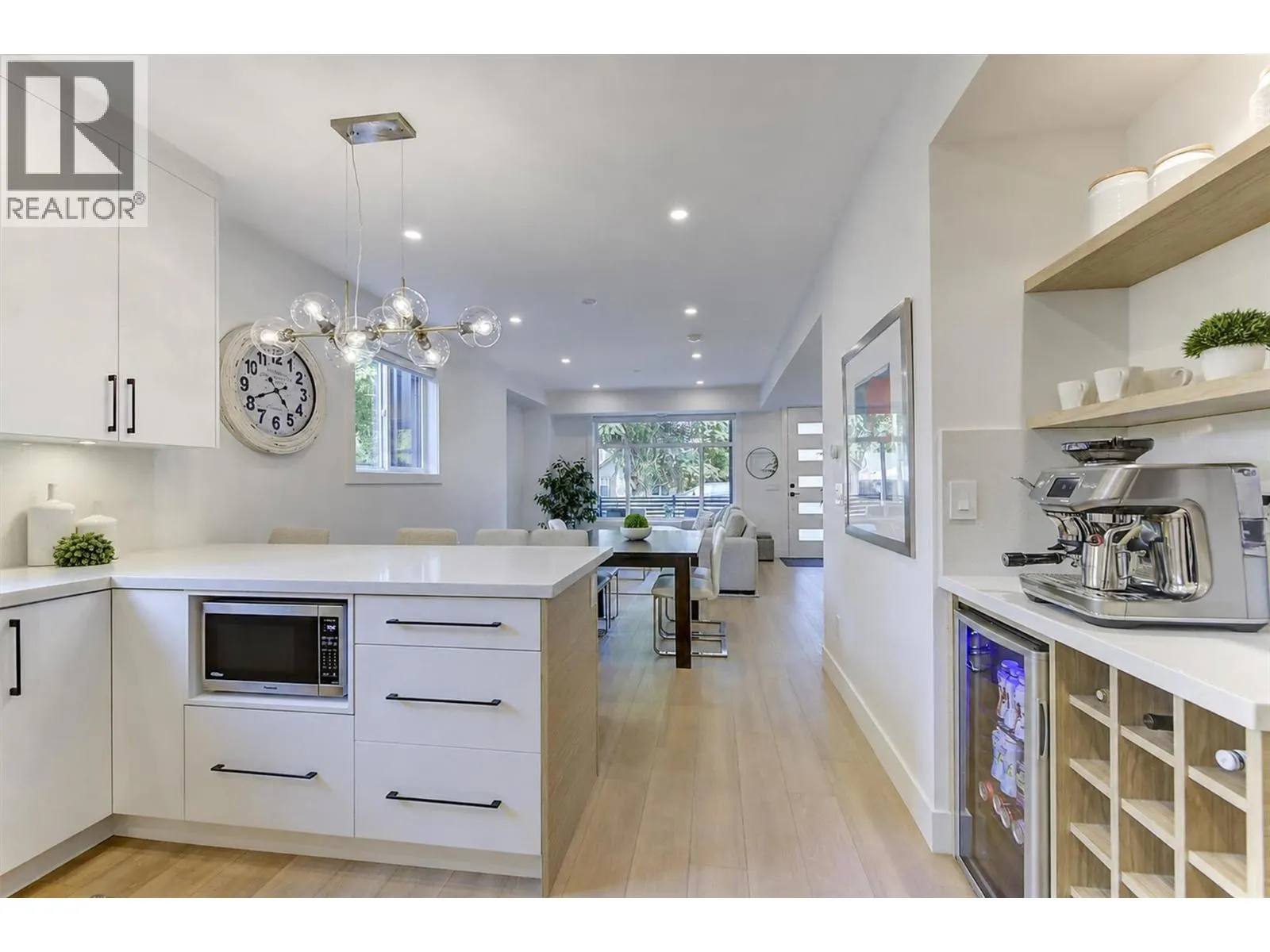 2274 Woodlawn Street Unit# 2