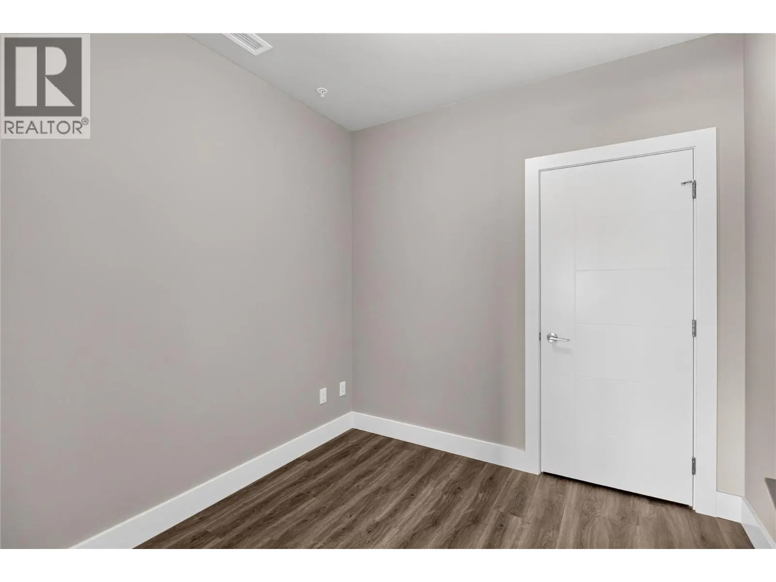 400 Vista Park Unit# 422