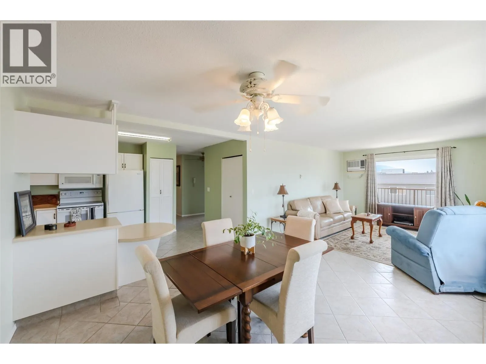 84 Van Horne Street Unit# 304