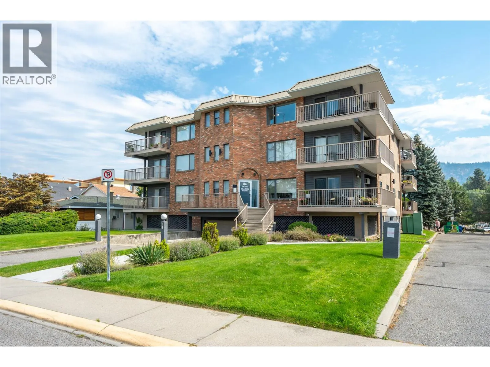 84 Van Horne Street Unit# 304