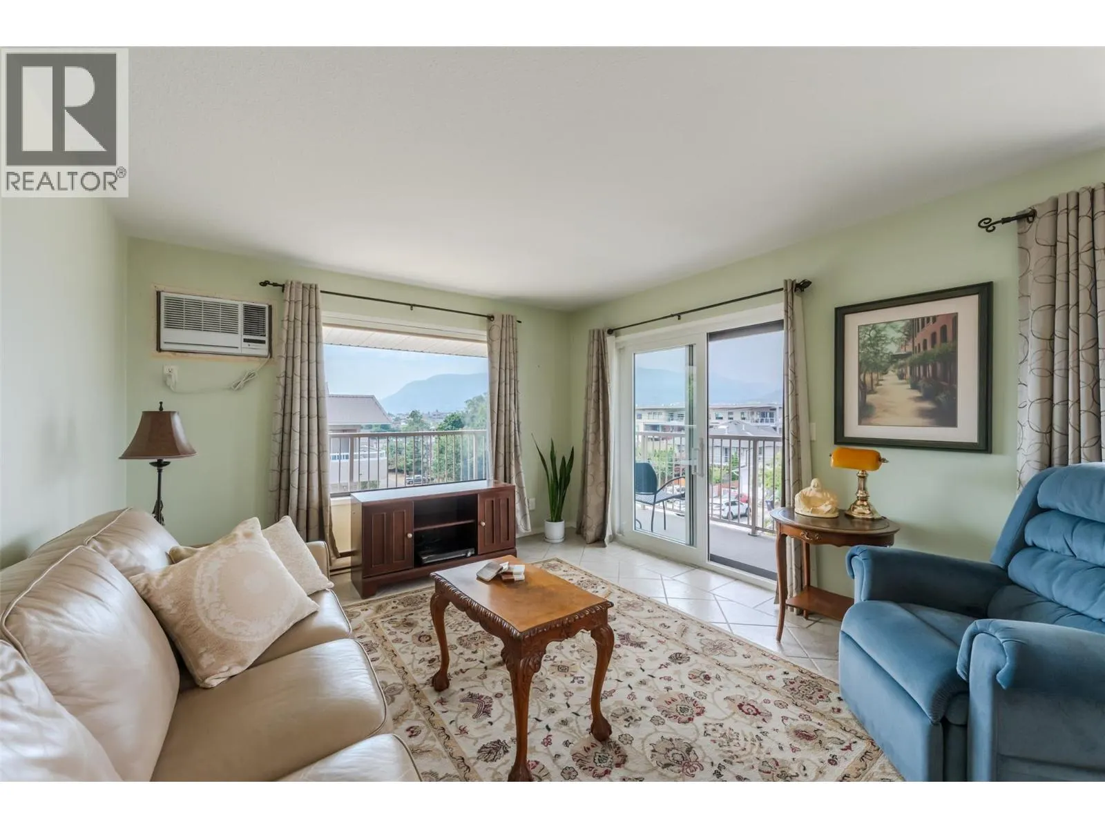 84 Van Horne Street Unit# 304