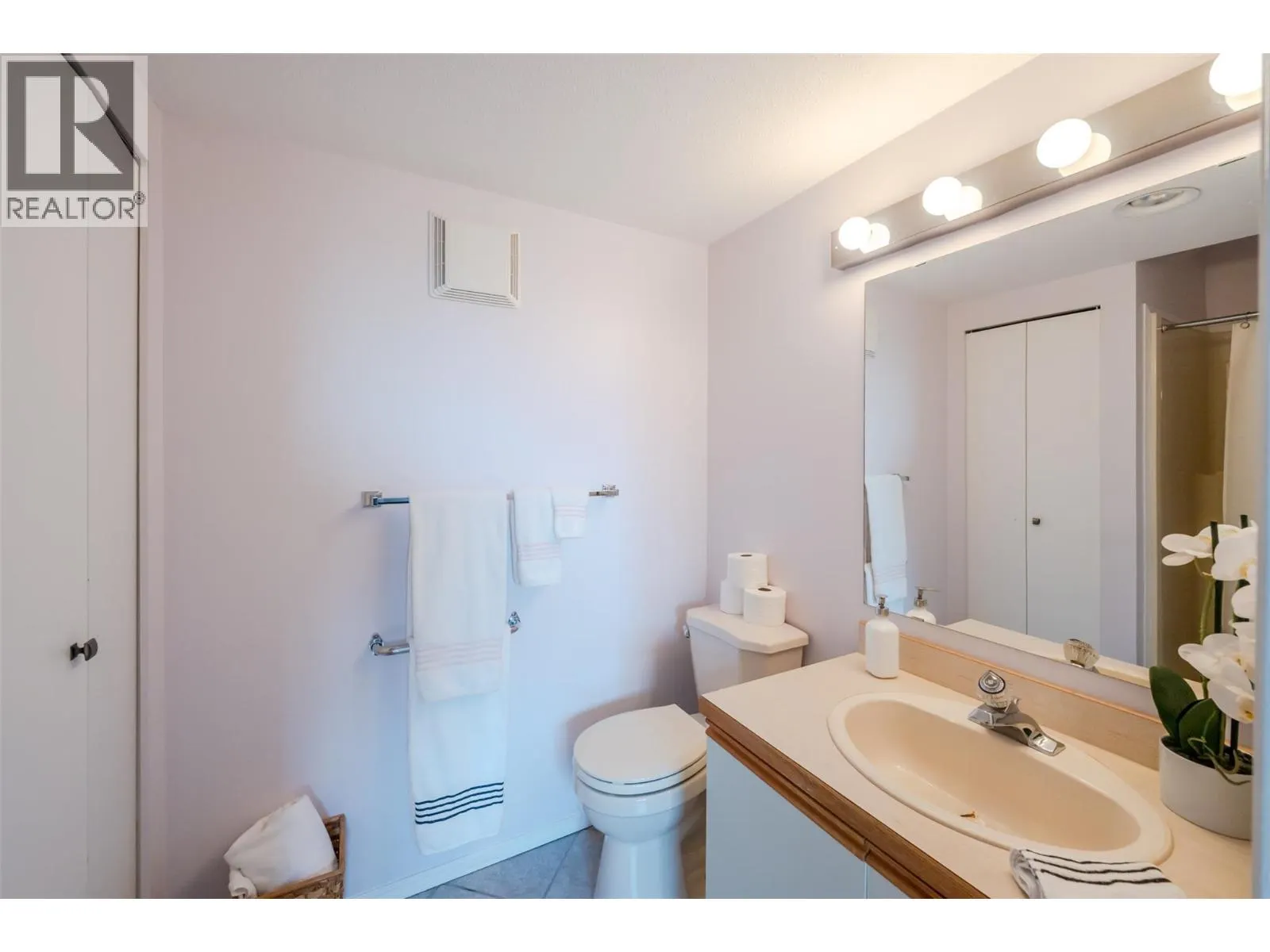 84 Van Horne Street Unit# 304