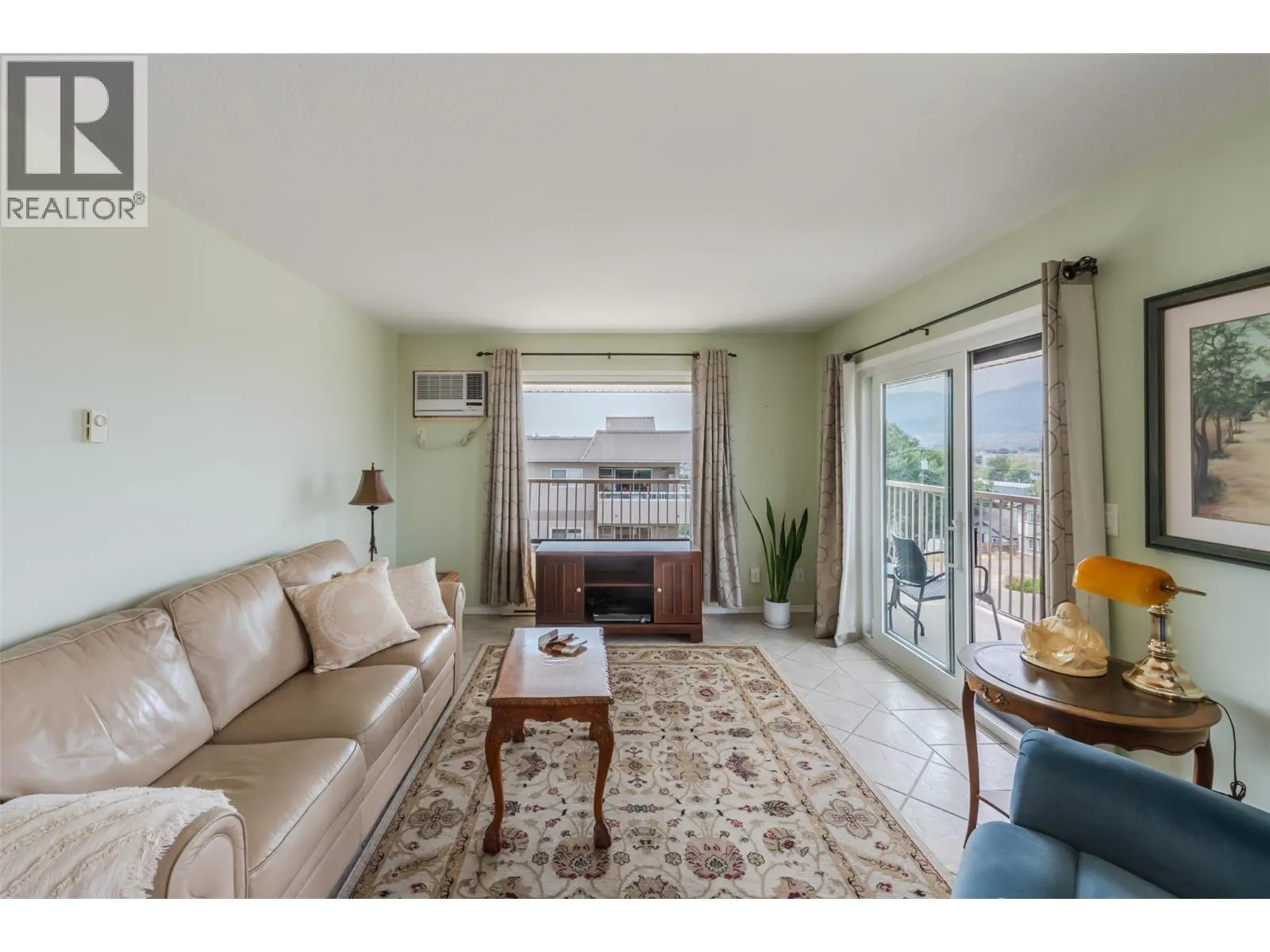 84 Van Horne Street Unit# 304