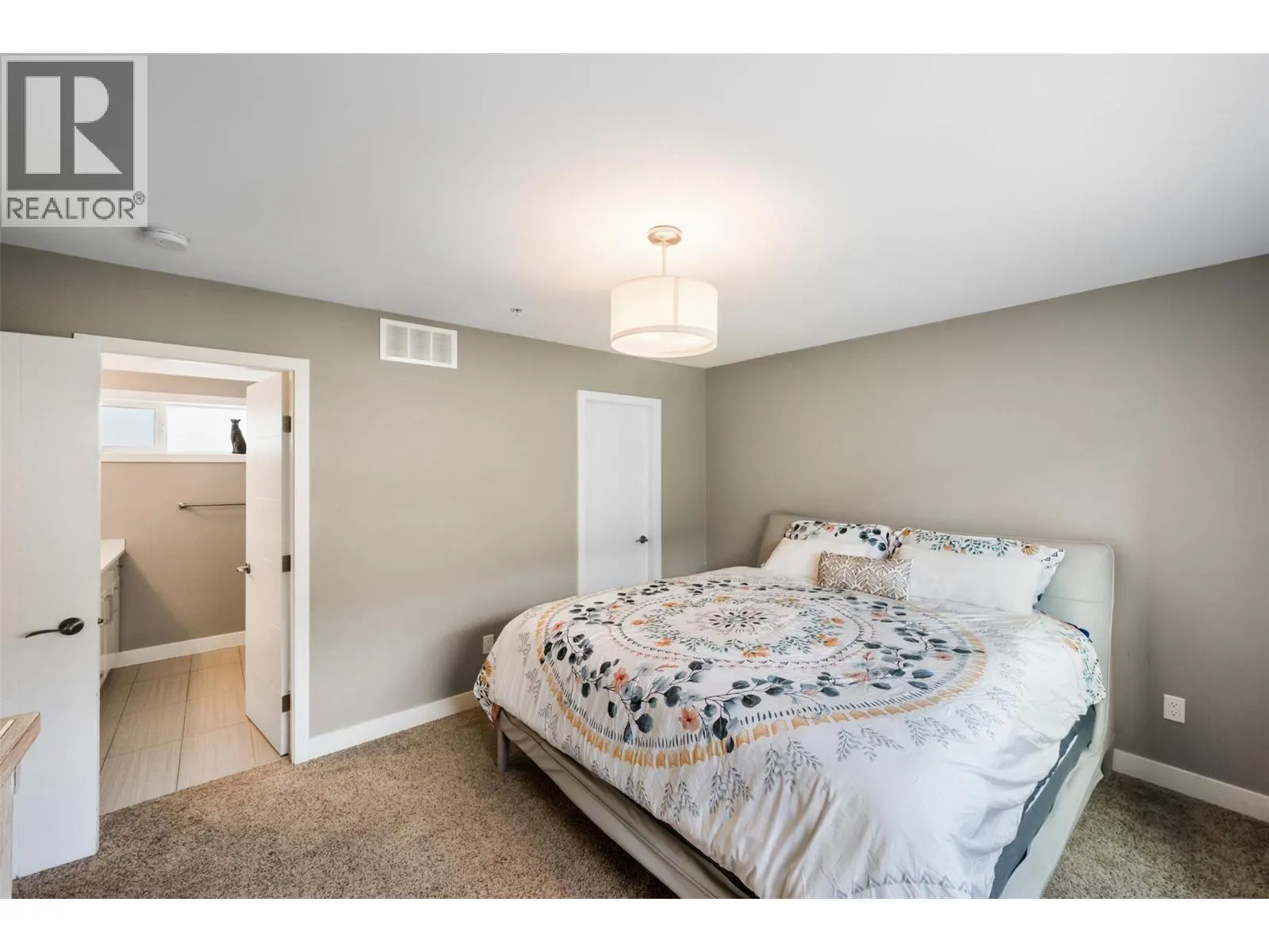 125 Cabernet Drive Unit# 26