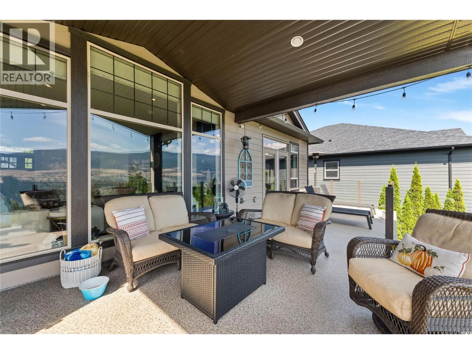 13011 East Ridge Drive