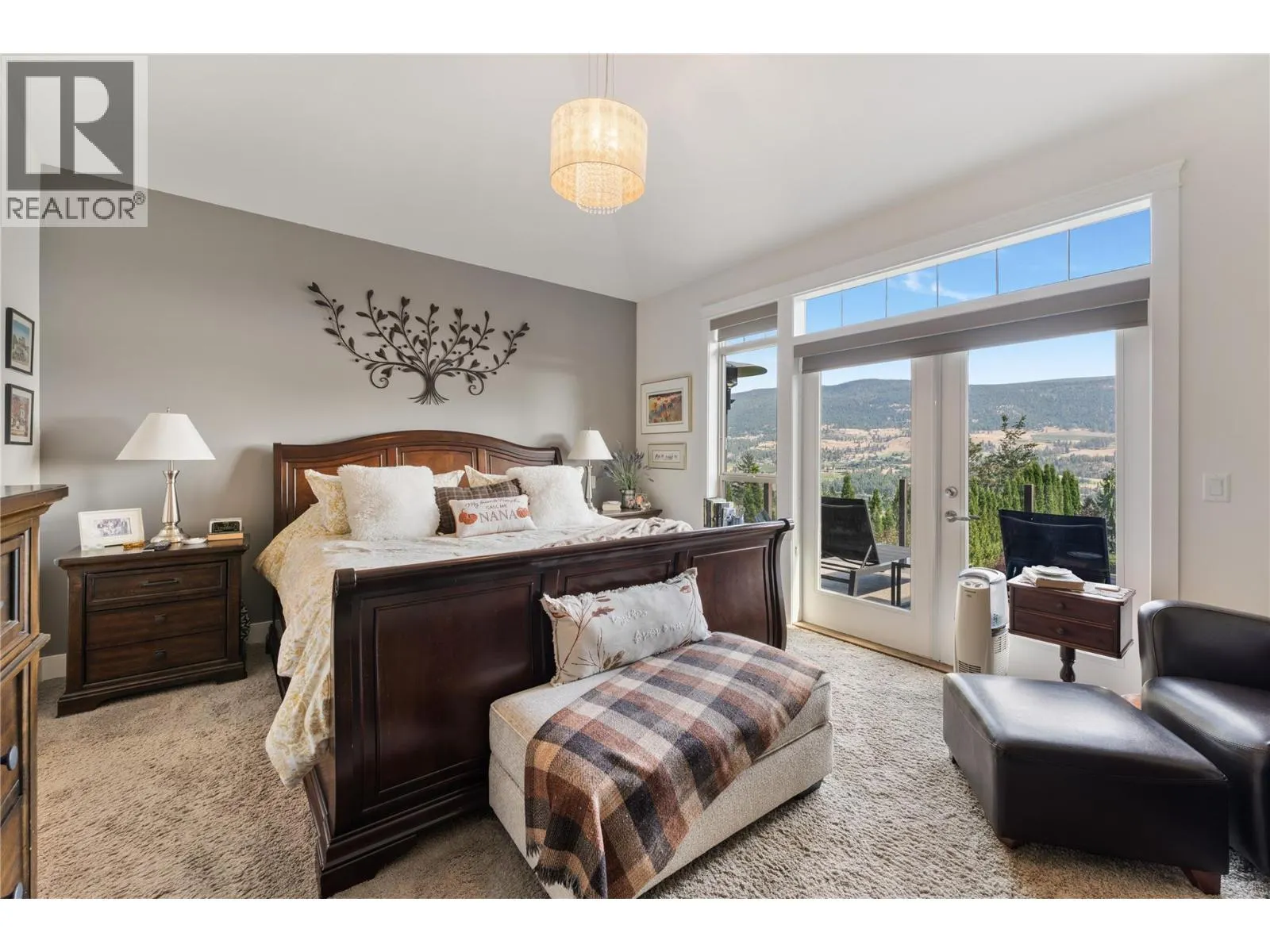 13011 East Ridge Drive